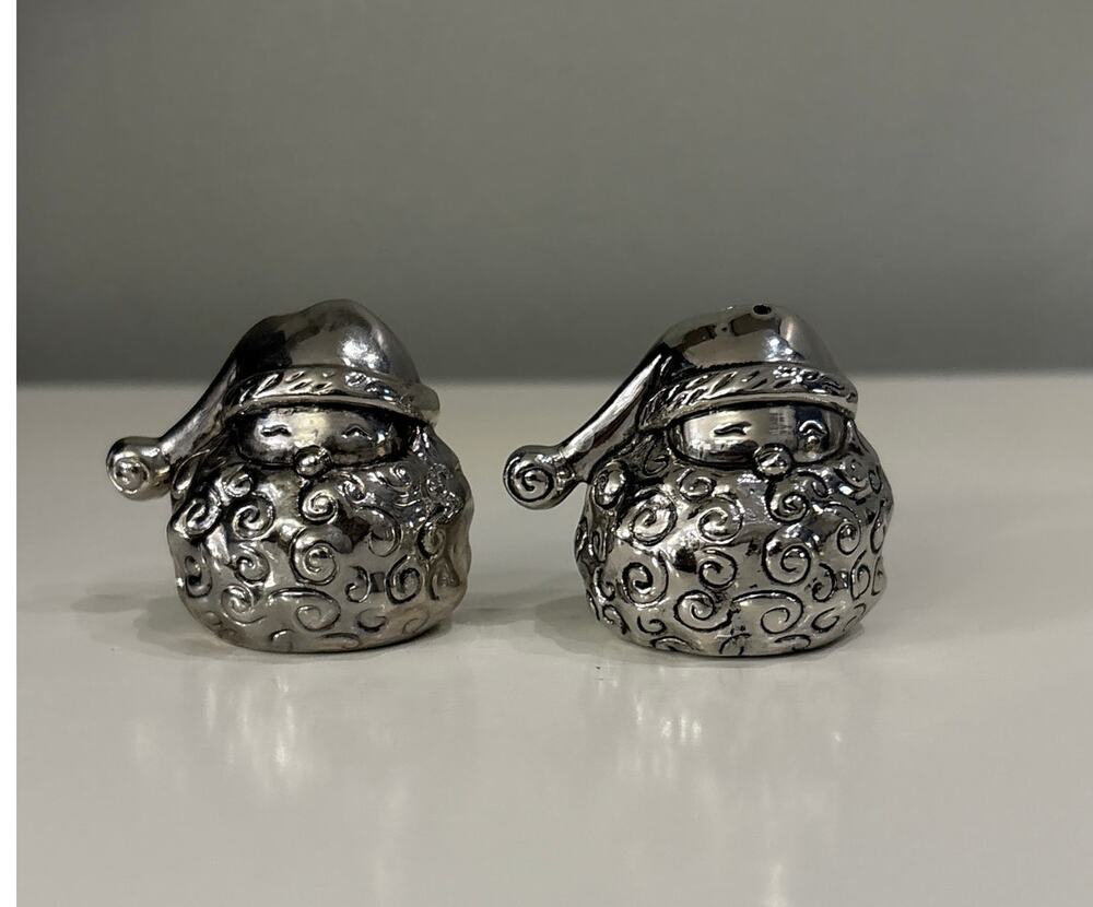 Silver Plated Small Santa Heads Salt & Pepper Shakers Set of 2